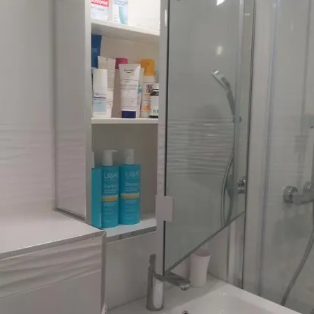 Apartman T2 La Faviere, A 150 M De La Mer, Garage, Piscine