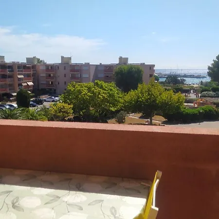 T2 La Faviere, A 150 M De La Mer, Garage, Piscine Apartman